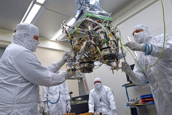 Airbus Defence and Space performed the payload integration with the spacecraft. Credit: ADS.