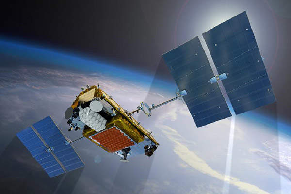 Each satellite in the Iridium NEXT constellation is cross-linked to other satellites in the constellation. Credit: Iridium Communications.