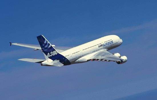 The first flight of the A380 (with the Rolls-Royce engines) took place from Blagnac Airport, Toulouse, in April 2005.