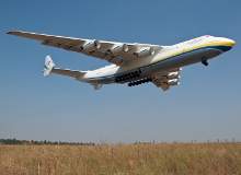 The 10 biggest cargo aircraft