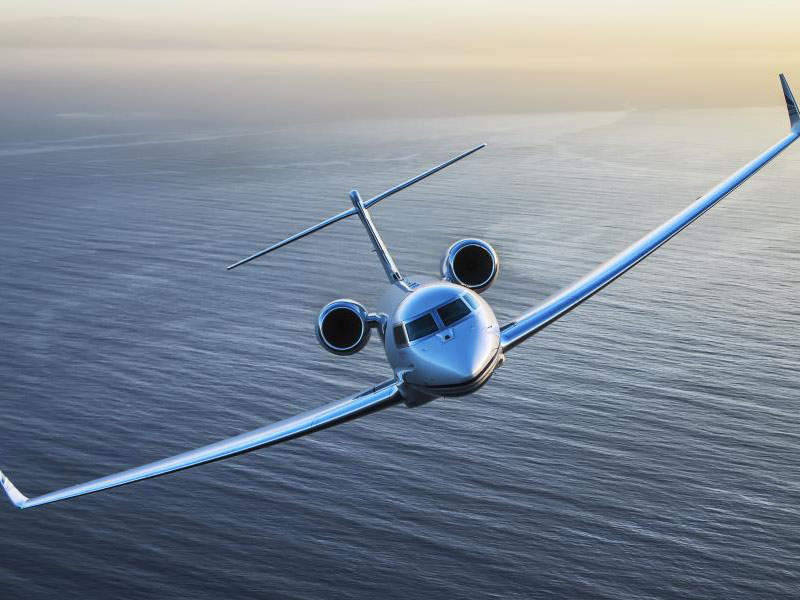 The G650ER business jet can fly over a long range at speeds up to 956km/h.