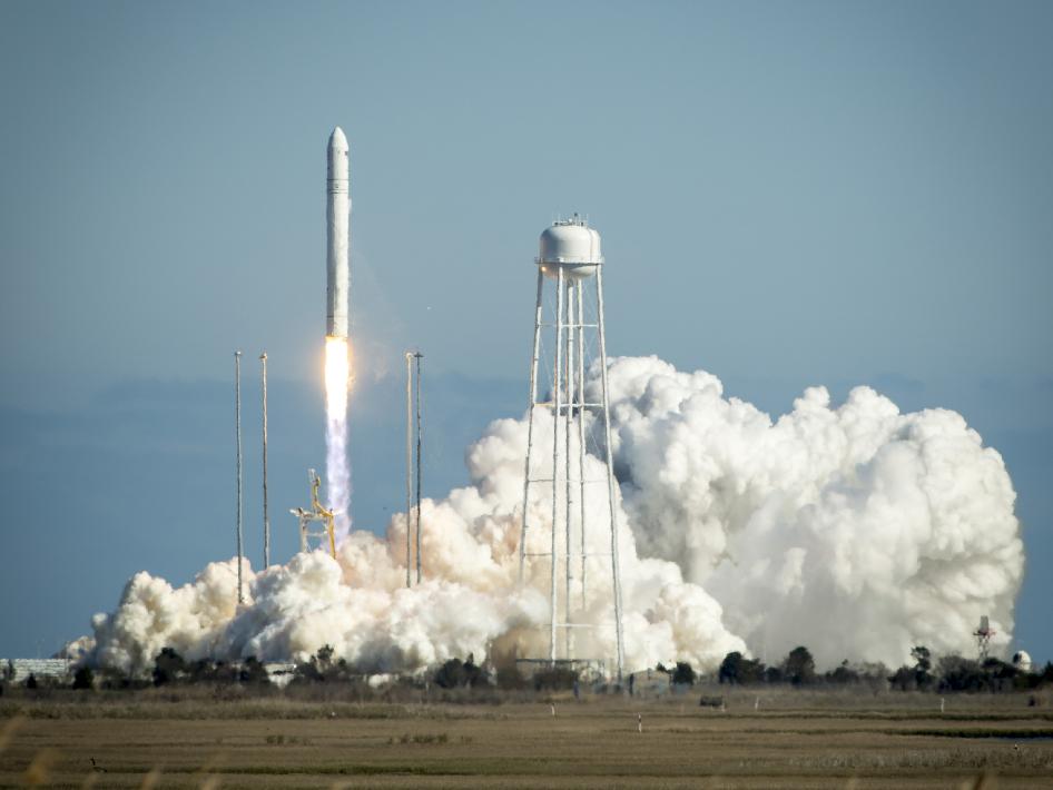 antares_launch